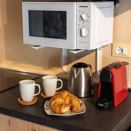 Ada Oda ve Kahvaltı