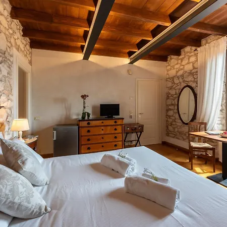 Ada Bed and breakfast 3*