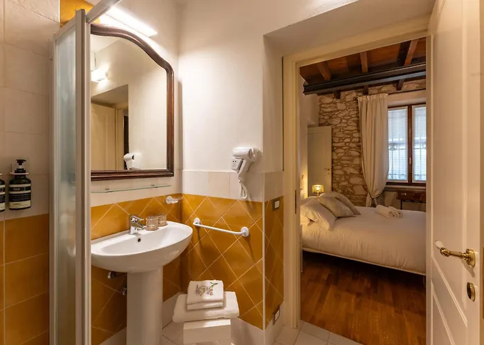 Ada ベッド・アンド・ブレックファスト