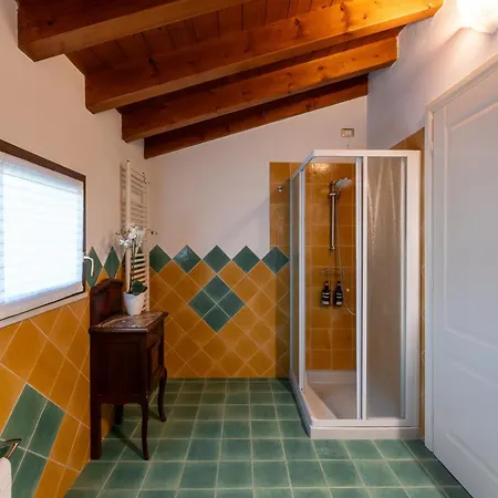 فندق مبيت وإفطار Ada