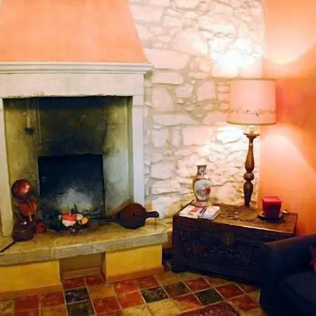 فندق مبيت وإفطار Ada 3*