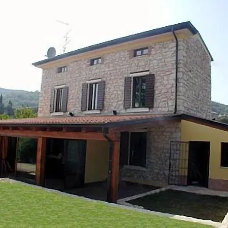 فندق مبيت وإفطار Ada 3*